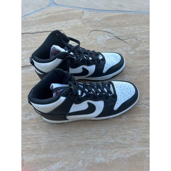 Nike Dunk High DD1869-103 Sneaker Women White Black Leather Comfort Shoes PSS166 - Picture 2 of 8